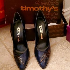 Navy Timothy's heel 9